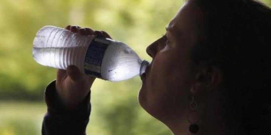 أمراض القلب والسكر والجفاف.. مخاطر قلة تناول المياه على مدار اليوم - هرم مصر