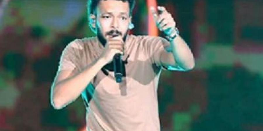 ويجز لجمهوره بحفل العلمين عارف إنى مقصر فى حقكم وبعمل حفلات قليلة - هرم مصر