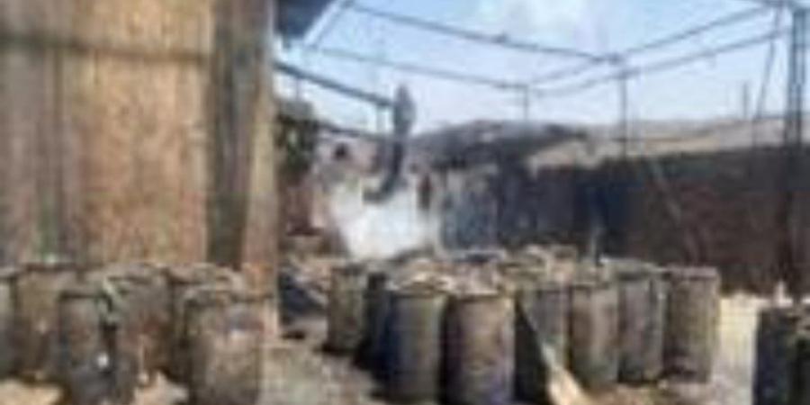 ضبط 90 طن مواد خطرة في مصنع غير مرخص لإنتاج أعلاف مغشوشة بالخانكة - هرم مصر
