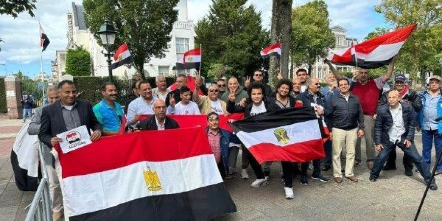 صاحب واقعة دعم حارس السفارة المصرية في هولندا يكشف الحقائق - هرم مصر