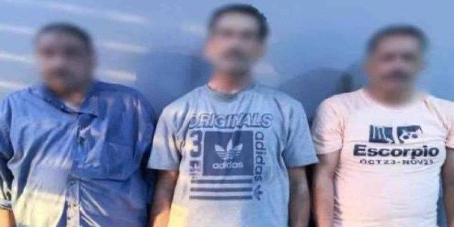 ضبط 3 أشخاص بالقاهرة لانتحال صفة موظفي كهرباء والنصب على مصنع ملابس - هرم مصر