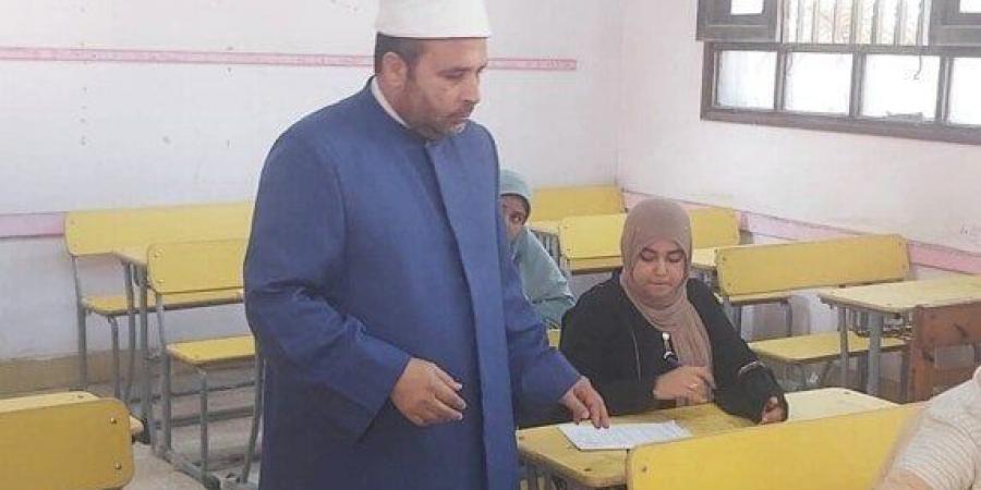 رئيس منطقة بورسعيد الأزهرية يتابع أعمال امتحانات الدور الثاني للشهادة الثانوية - هرم مصر