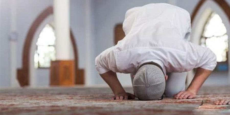 6 عبادات عظيمة الثواب بين الأذان وإقامة الصلاة.. يغفل عنها الناس - هرم مصر