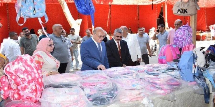 جامعة سوهاج تقيم معرض «أهلا مدرستي» لتخفيف الأعباء عن منسوبي الجامعة - هرم مصر