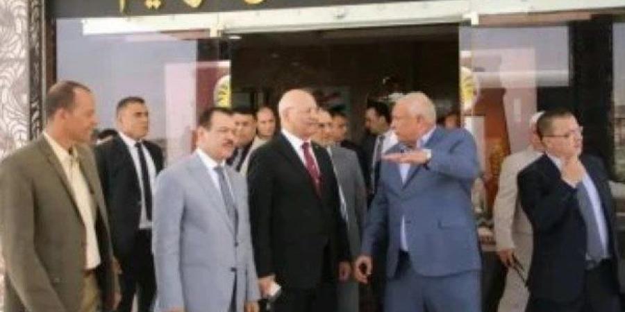 موجز الوادي الجديد: المحافظ يلتقى وفد اللجنة الفنية للمجلس الأعلى للجامعات وتوريد 568 ألف طن قمح للصوامع - هرم مصر