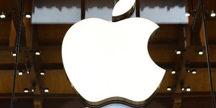 صراع الأسرار التقنية.. آبل تقاضي موظفًا سابقًا بتهمة تسريب تصميمات "Apple Watch " - هرم مصر