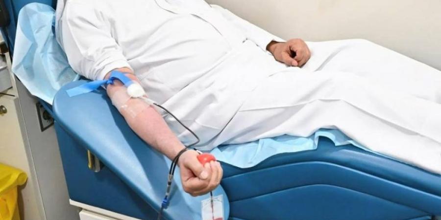 الدكتور الربيعة ومنسوبو مركز الملك سلمان للإغاثة يشاركون في الحملة الوطنية للتبرع بالدم - هرم مصر