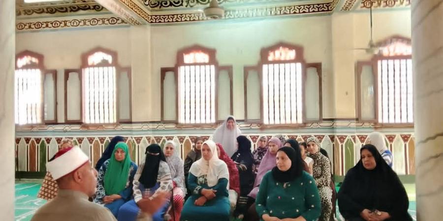 القومي للمرأة يعقد 32 جلسة دوار توعوية بكفر الشيخ.. صور - هرم مصر