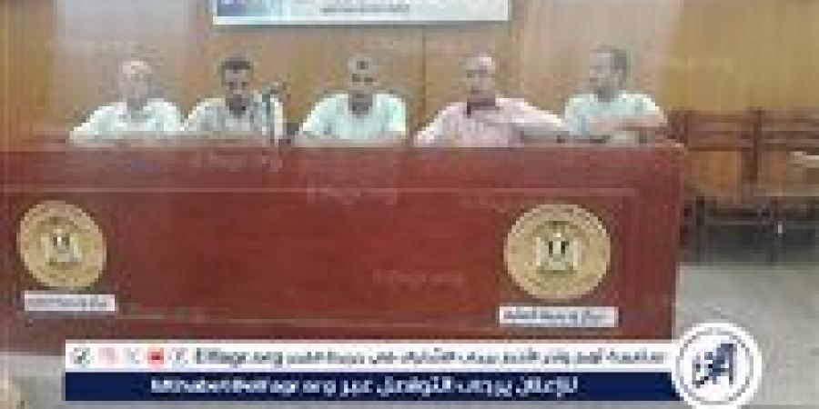 "لهذا السبب "وكيل وزارة الزراعة بأسيوط يلتقي مزراعي الغنايم اليوم - هرم مصر
