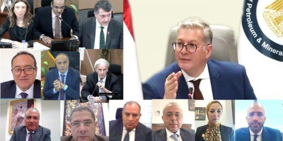 عاجل | «3100 برميل يوميًا».. استكشاف بئر بترول جديد في الصحراء الغربية - هرم مصر