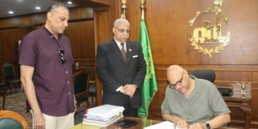 محافظ القليوبية يعتمد نتيجة الدور الثاني للشهادة الإعدادية بنسبة نجاح 96.7% - هرم مصر