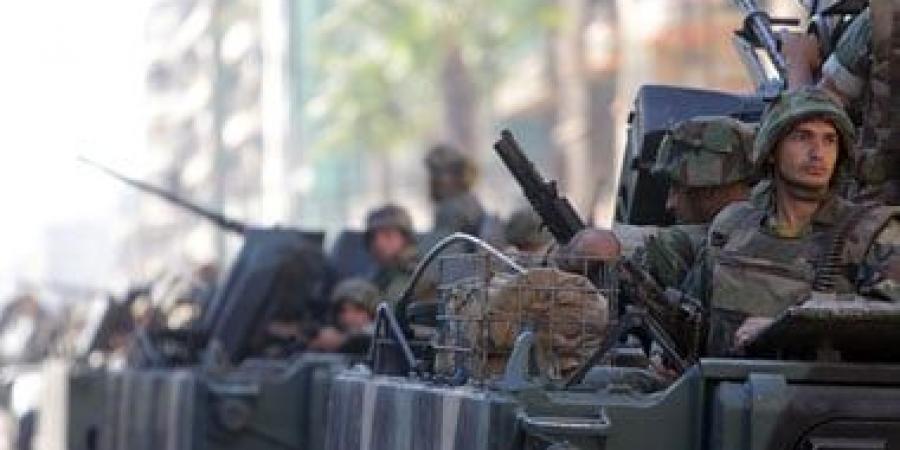 بدء تسليم الدفعة الثانية من سلاح المخيمات الفلسطينينية فى.. صور - هرم مصر