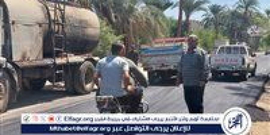 رئيس مركز أبنوب بأسيوط يتابع أعمال رصف طريق أبنوب / بني محمديات - هرم مصر