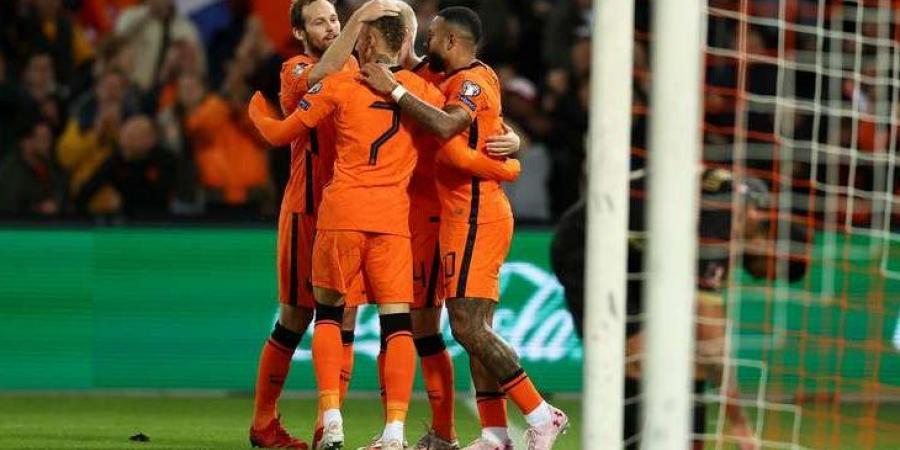 قائمة منتخب هولندا لتصفيات كأس العالم - هرم مصر
