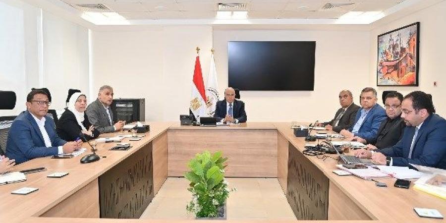 الري: ننسق مع أجهزة الكهرباء لضمان استقرار تغذية المحطات وضمان التشغيل الآمن لها - هرم مصر