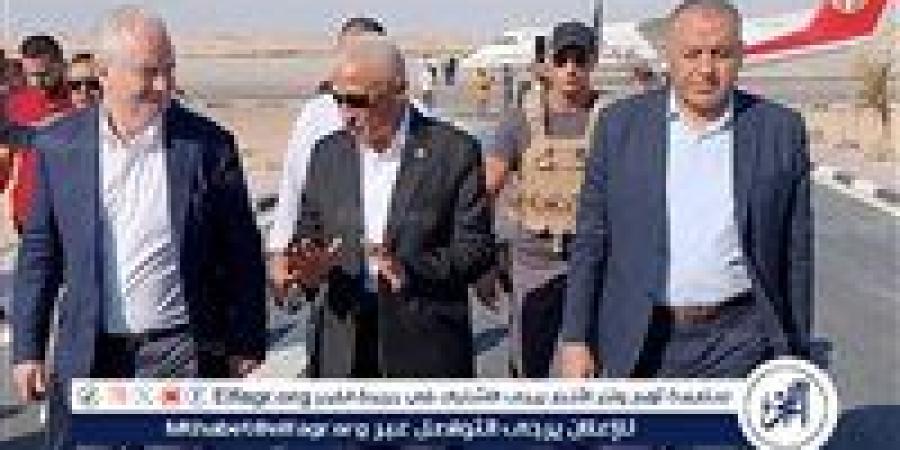 وفد من مجلس الشيوخ الأمريكي يصل شمال سيناء لزيارة معبر رفح وتفقد مخازن المساعدات - هرم مصر