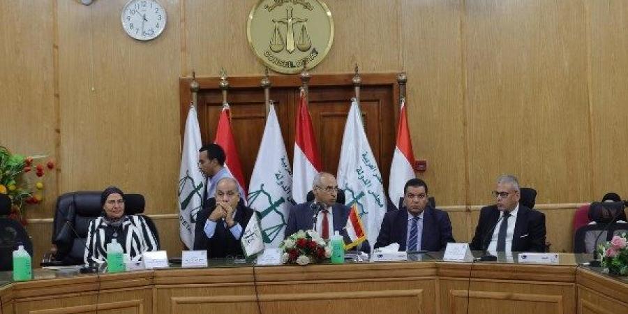 حقوق حلوان تنظم برنامجًا تدريبيًا متميزًا بمجلس الدولة لطلابها المتفوقين - هرم مصر