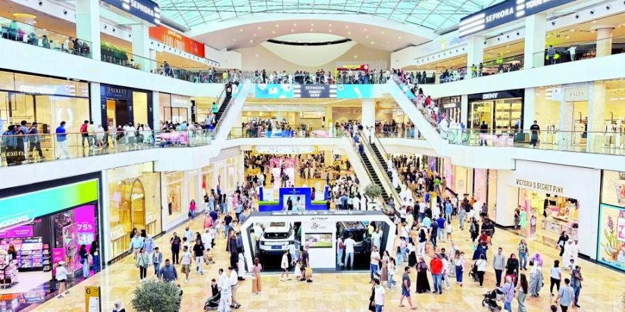 اقتصاد دبي ينمو 3.2% في 2024 مدفوعاً بـ«التجارة والتجزئة» - هرم مصر