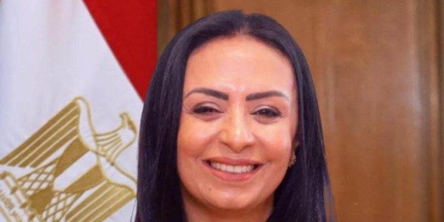 وزيرة التضامن تصدر قرارًا بتكليف الدفعة 105 من خريجي الجامعات للخدمة العامة - هرم مصر