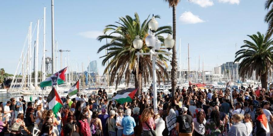 أكبر أسطول عالمي لكسر حصار غزة يستعد للإبحار من إسبانيا - هرم مصر