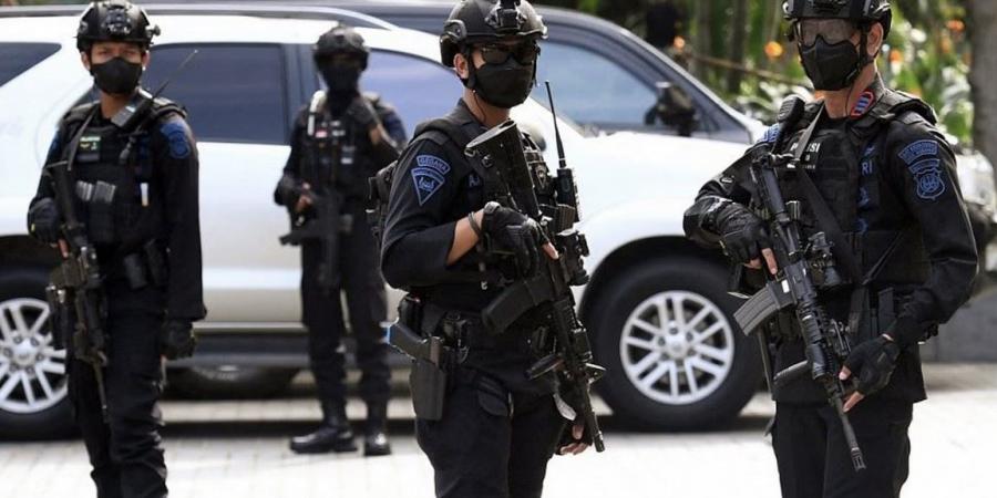 مقتل ثلاثة أشخاص في إندونيسيا بعد إشعال متظاهرين النار بمبنى البرلمان - هرم مصر