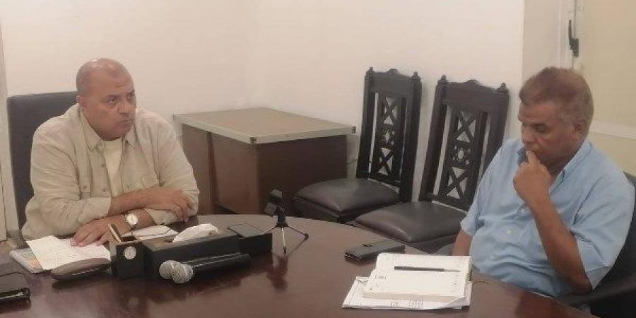 رئيس مدينة مرسى علم يبحث مع السائقين تطوير خدمات النقل الداخلي - هرم مصر
