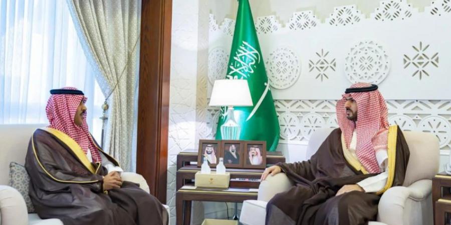 نائب أمير المنطقة الشرقية يستقبل مدير فرع وزارة الإعلام بمناسبة تكليفه - هرم مصر