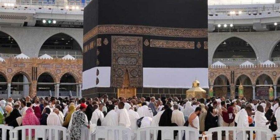 أسعار وبرامج رحلات عمرة المولد النبوي 2025 - هرم مصر