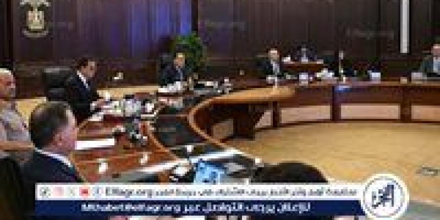 مجلس الوزراء يعتمد تسويات قانونية بـ37 مليون جنيه.. وحزمة قرارات لتطوير الجامعات وتشغيل القطار السريع - هرم مصر