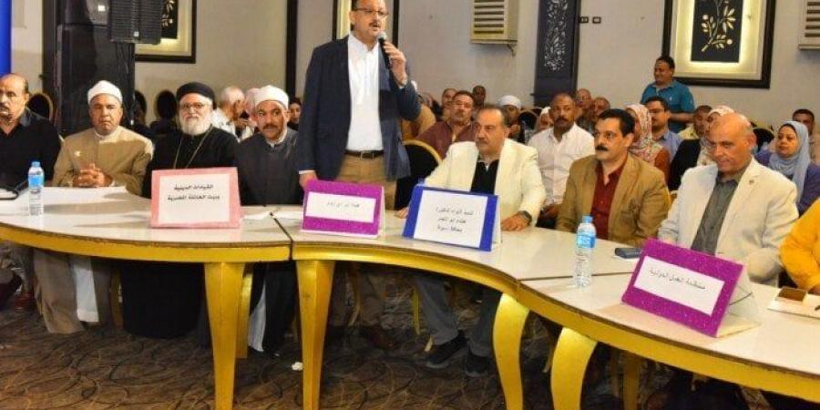 محافظ أسيوط يحتفل بتخرج 100 طفل من مشروع مكافحة عمل الأطفال - هرم مصر