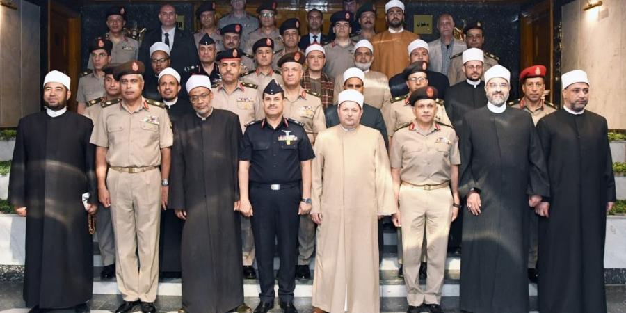 القوات المسلحة تحتفل بذكرى المولد النبوي الشريف - هرم مصر