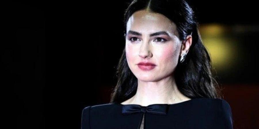 بالشارات والأوشحة.. نجوم إيطاليا يواصلون دعم فلسطين في مهرجان فينيسيا - هرم مصر