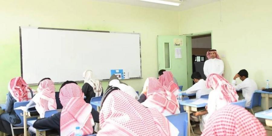 إتاحة تأجيل اختبارات الدور الثاني لبداية العام - هرم مصر