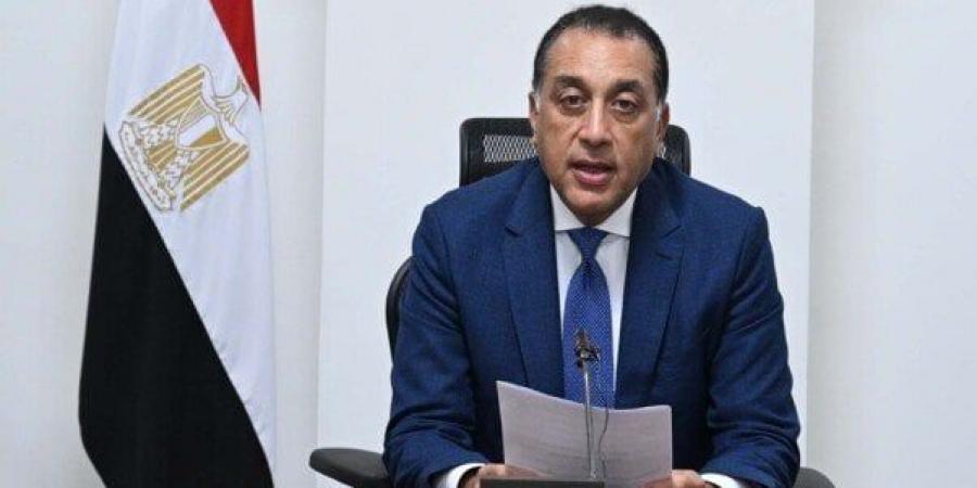 رئيس الوزراء يؤكد اهتمام الحكومة بتوطين صناعة مكونات محطات الطاقة الشمسية - هرم مصر