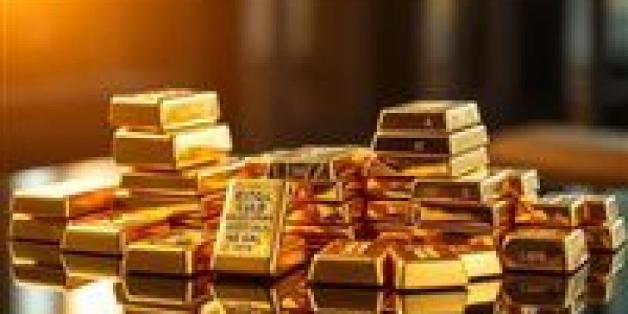 الذهب يواصل تحطيم أرقامه القياسية عالميًا.. وتراجع الدولار يحد من الارتفاعات محليًا - هرم مصر