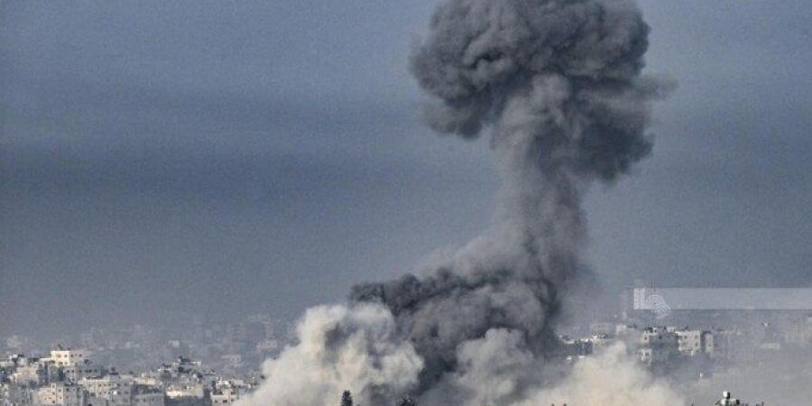 الاحتلال الإسرائيلي يقصف خيمة تؤوي نازحين في غزة - هرم مصر