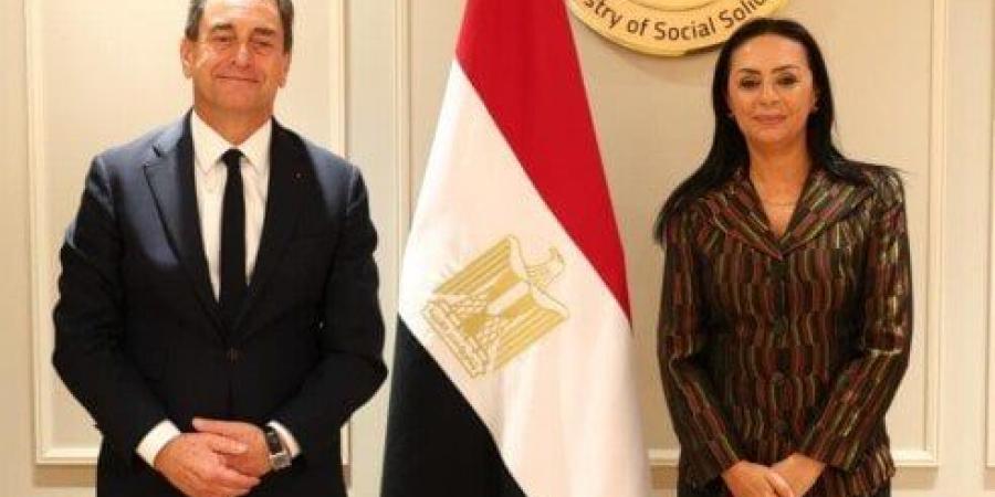 خلال لقائها السفير الفرنسي.. وزيرة التضامن تستعرض الجهود في قطاع الحماية الاجتماعية - هرم مصر