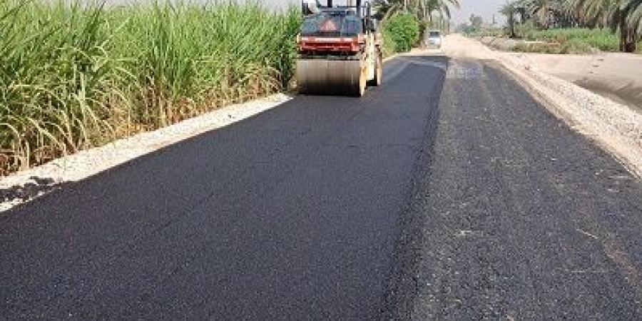 إدراج ورصف طرق جديدة بمراكز الأقصر ضمن الخطة الاستثمارية - هرم مصر