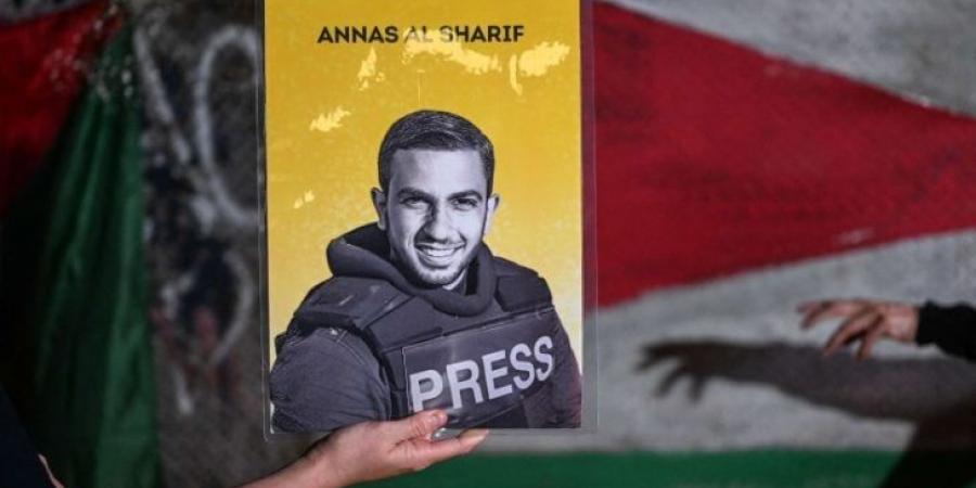 “BBC” تجاهلت طلبا داخليا لتصحيح ادعاءات إسرائيل بعلاقة الصحافي أنس الشريف بـ”حماس” #عاجل - هرم مصر