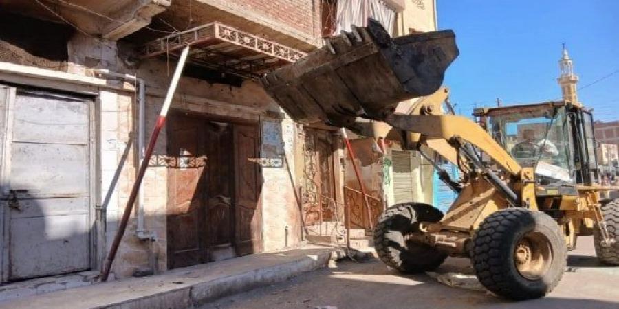 البحيرة.. رفع ١٢٤١ إشغال طريق في حملة مكبرة بشوارع الرحمانية - هرم مصر