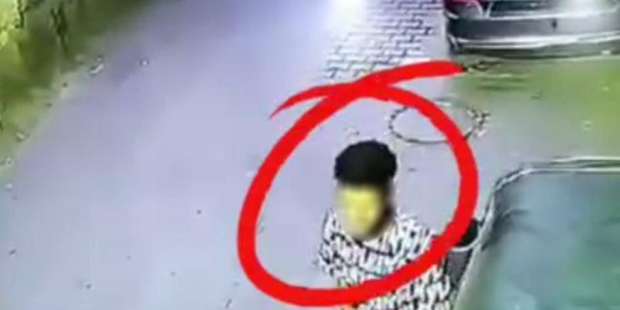 الكاميرا الخفية .. ضبط المتهمين بسرقة "توك توك" بالجيزة  - هرم مصر