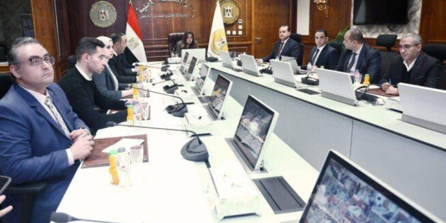 وزيرة التنمية المحلية تتابع الموقف التنفيذي للموجة الـ28 لإزالة التعديات على أراضي الدولة - جريدة هرم مصر