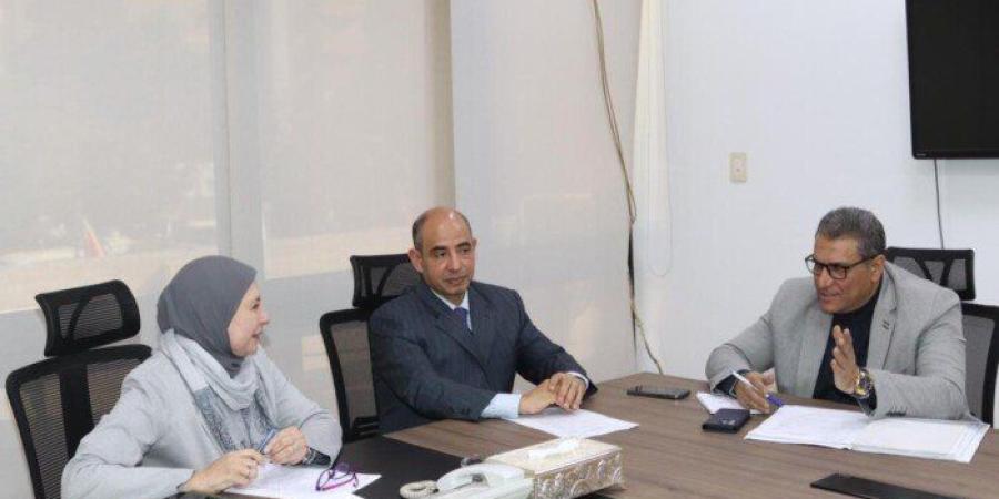 اجتماع تنسيقي بين جامعة أسيوط والمركز القومي للبحوث الاجتماعية والجنائية لتفعيل بروتوكول التعاون - جريدة هرم مصر