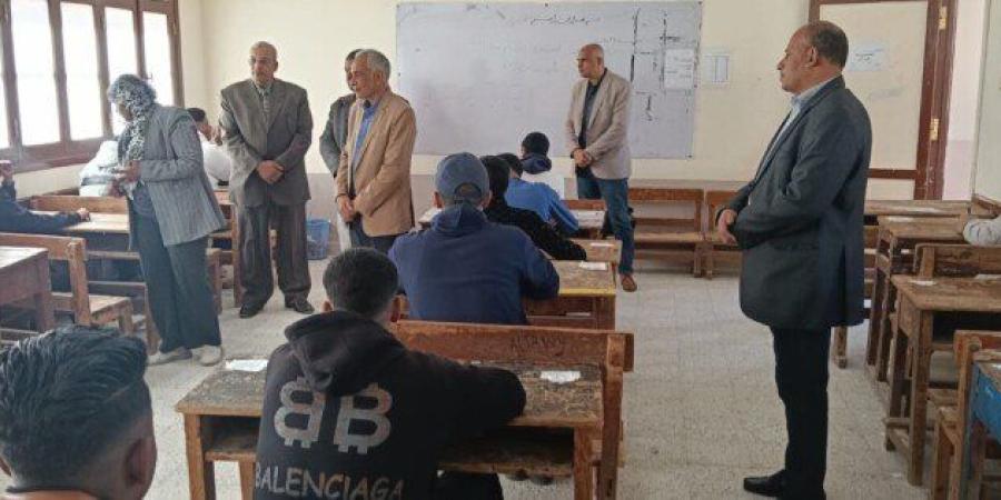 مدير تعليم البحر الأحمر تتفقد امتحانات الشهادة الإعدادية بسفاجا - جريدة هرم مصر