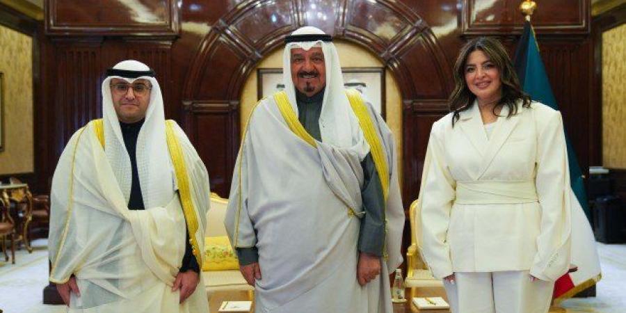 رئيس مجلس الوزراء يستقبل وزير (شؤون البلدية) ومدير عام بلدية الكويت - جريدة هرم مصر