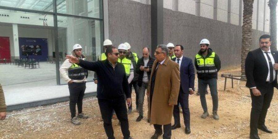محافظ الدقهلية يتفقد أعمال إنشاء المنطقة اللوجستية بطريق رافد جمصة - جريدة هرم مصر