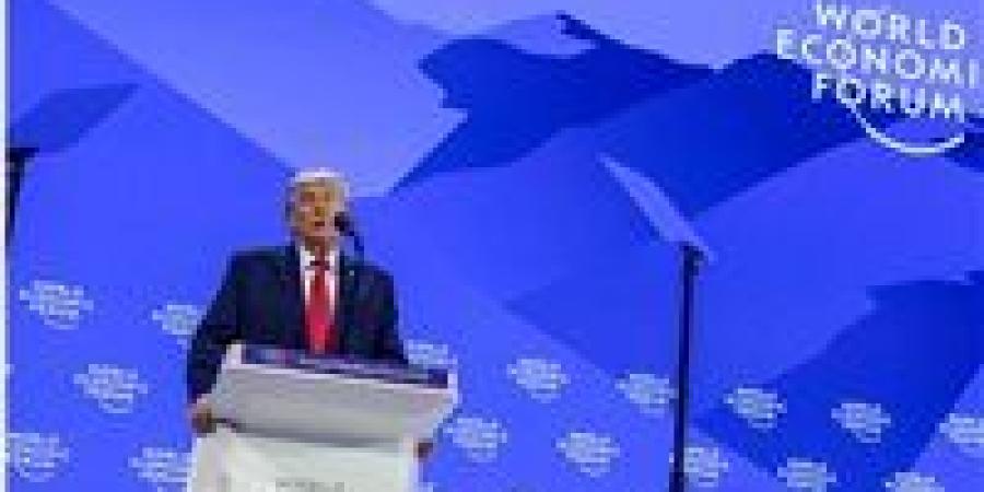 «زلة لسان محرجة في دافوس».. ترامب يخطئ في نطق اسم جرينلاند 4 مرات - جريدة هرم مصر