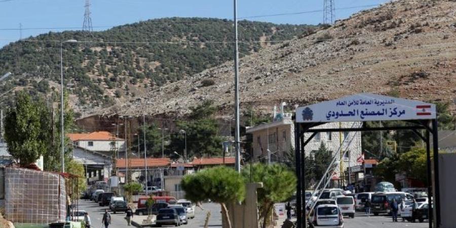 جيش الاحتلال الإسرائيلي يقصف 4 معابر حدودية بين سوريا ولبنان - جريدة هرم مصر