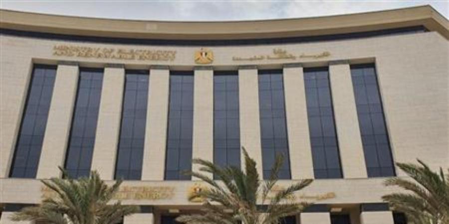 تحرير (118) مخالفة للمحلات التى لم تلتزم بقرار ترشيد استهلاك الكهرباء - جريدة هرم مصر