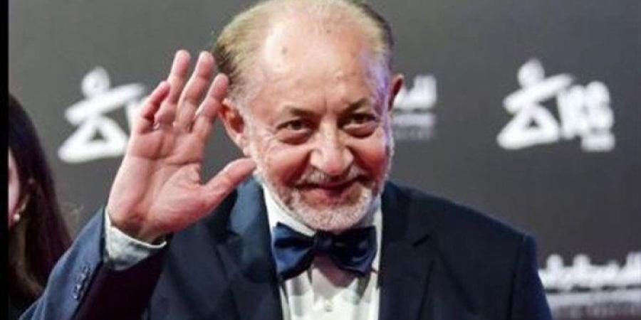 عبد العزيز مخيون يطمئن جمهوره بعد جراحة ناجحة ويوجه رسائل شكر مؤثرة - جريدة هرم مصر